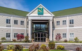 Quality Inn & Suites Middletown - Newport